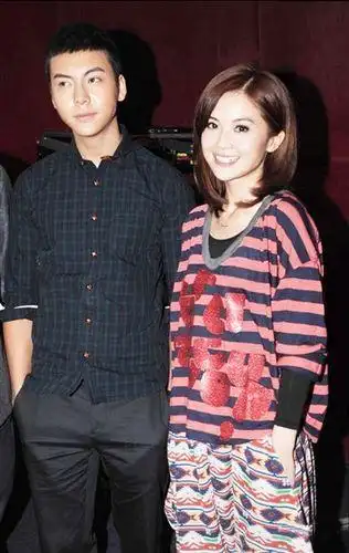 阿sa和陈伟霆,陈伟霆和阿sa结(陈伟霆为何和阿sa分手)