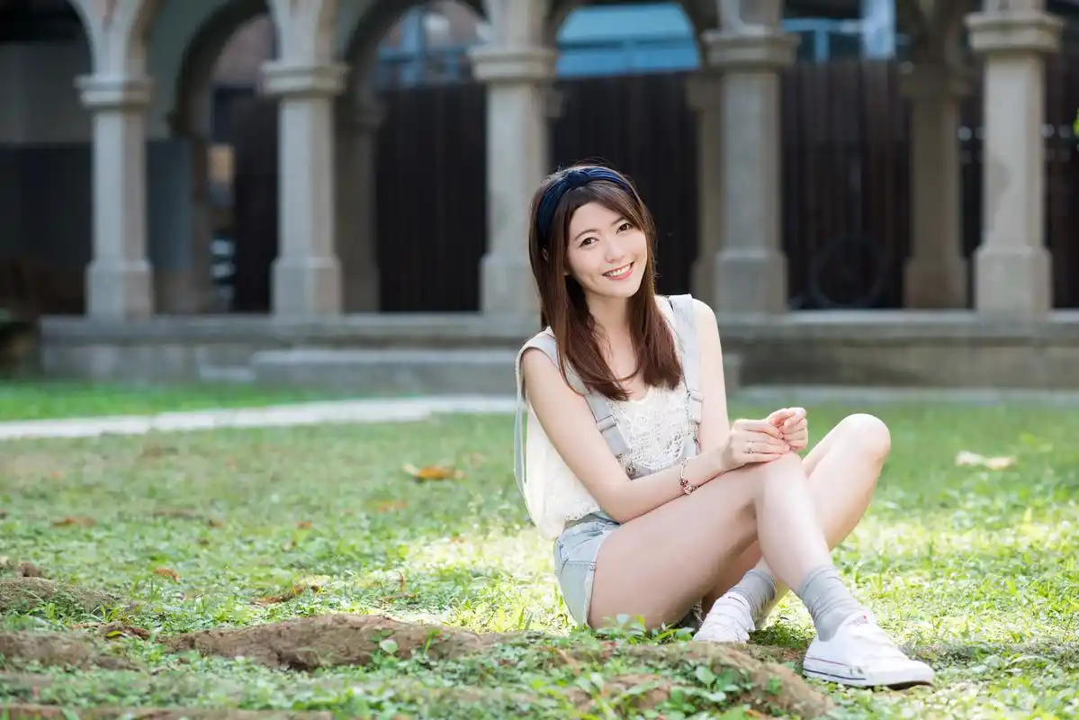 台湾美女大学生孙兹清纯校花高清电脑桌面壁纸(一)