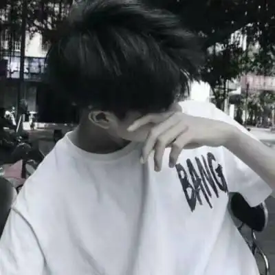失恋的头像男生