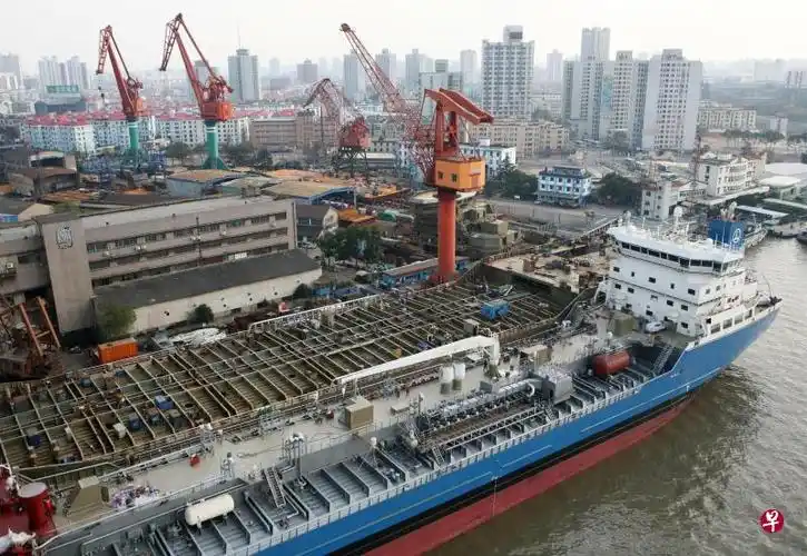 中船集团与中船重工重组 中国央企"海陆空"三大制造平台成型 | 联合早