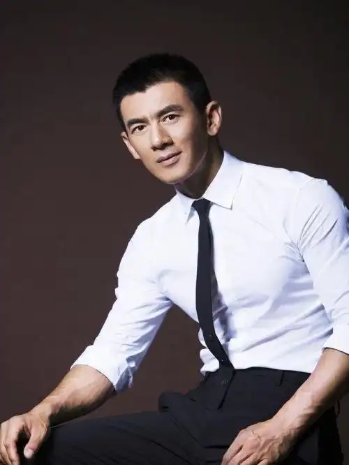 任天野,1970年7月2日出生于黑龙江省齐齐哈尔市,中国内地男演员.