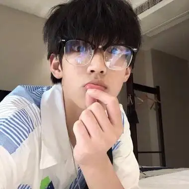 13岁男帅气阳光照片-男生头像 - 壁纸家