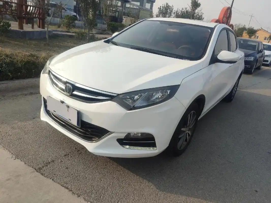 菏泽练手代步车长安逸动xt