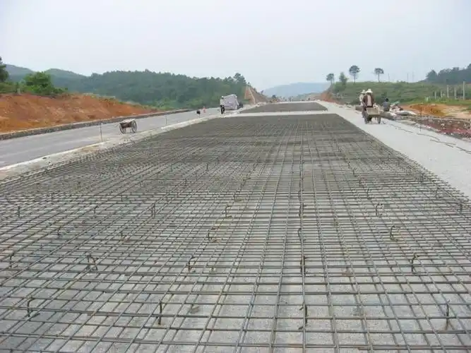 钢筋混凝土路面.jpg