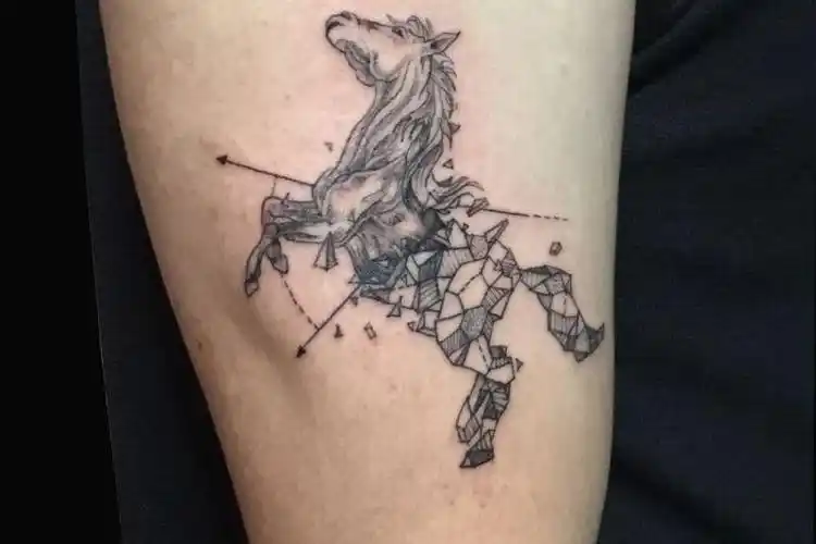 属狗的人纹身纹什么好?16张适合属狗人的纹身图案