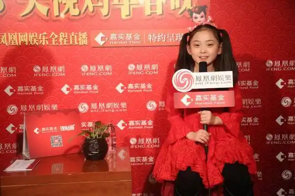 专访邓鸣璐:过年最开心的事就是为大家表演