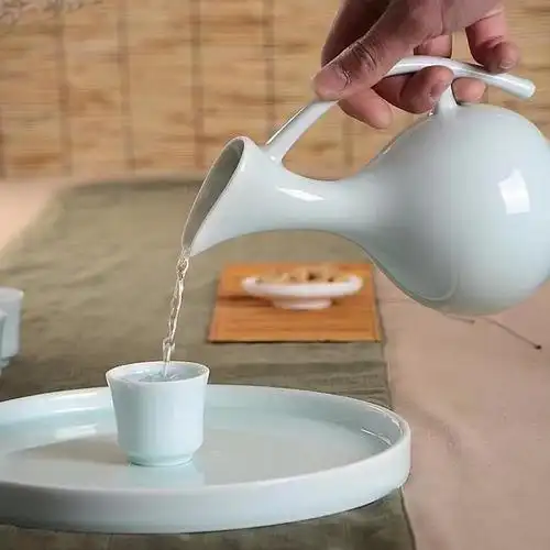 酒知识90的人都不知道的倒酒小细节