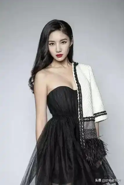 2022年丨吴优代言费肖像照片授权两年报价