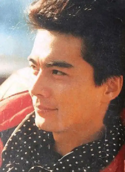 祁同伟许亚军年轻时照片曝光网友赞颜值高