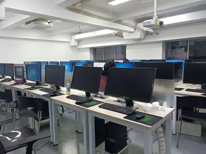 好消息,好消息,北区机房周末不关门啦