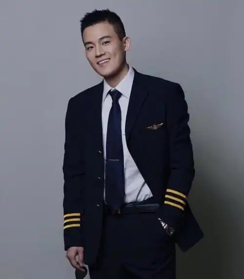 回头再看欧豪和马思纯的现状,才明白当年谢霆锋多有眼光|苏有朋