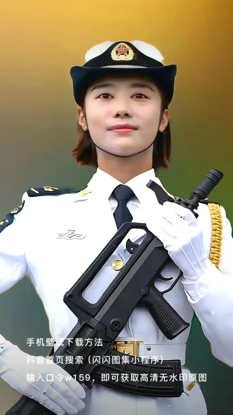 手机壁纸.中国女兵,英姿飒爽,威武霸气,豪气满满,巾帼不让须 - 抖音