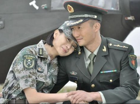 军人的媳妇叫"军嫂",那军人的老公叫什么?你能叫出口吗?