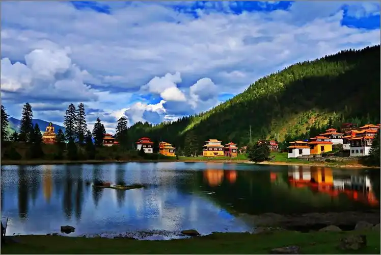 成都周边游——川西小众景点措卡湖