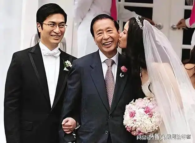 徐子淇为嫁豪门迁祖坟生一子奖10亿如今连生4子成人生赢家