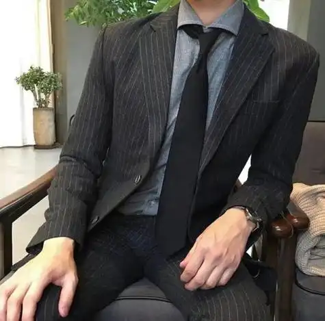 正式西装头像 头像图片大全 -【爱个性】