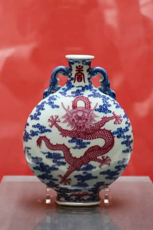 锦绣中国年·龙年说龙|"动感龙":古瓷器龙纹活力满满-