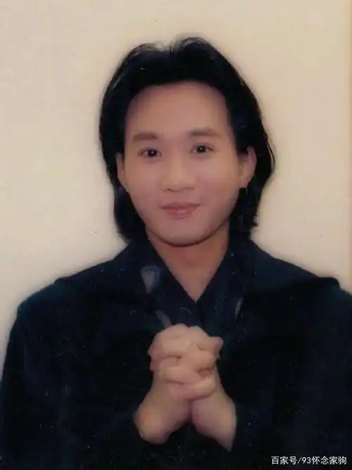 黄家驹不够时尚?来看看他的各式发型,最后一张是亮点!