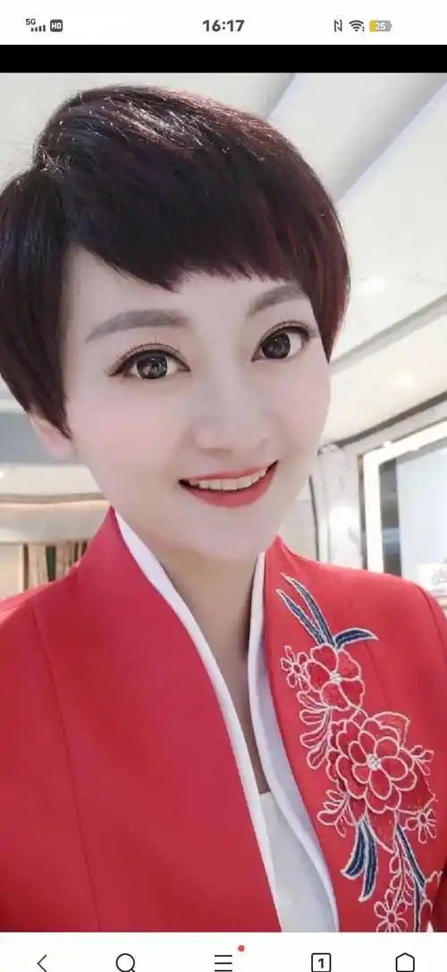 四,烟台市依相蓉现任潍坊电视台《和乐潍坊》的主持人.