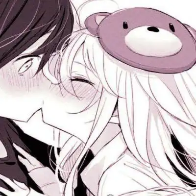 是一组亲亲的情侣头像哦