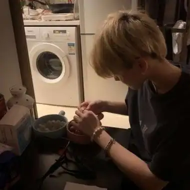 2021男生头像潮流图片