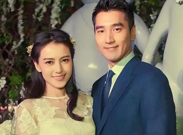 10年后再看高圆圆,才发现她和赵又廷结婚,是"最正确"