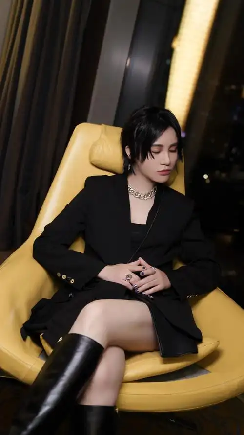 电子唱作人尚雯婕