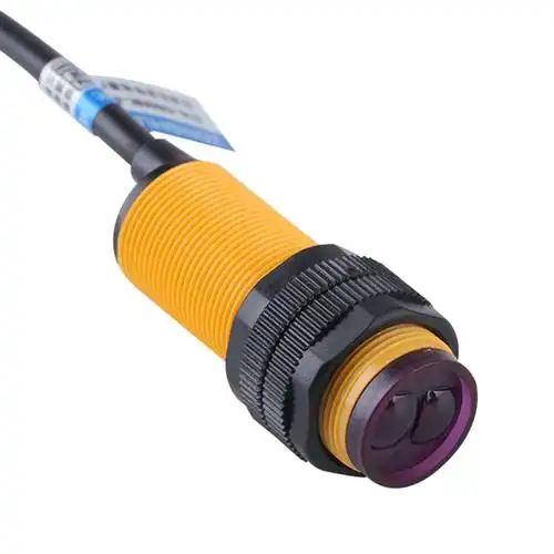 厂家供应e18-d80nk直流三线npn常开dc红外感应5v漫反射光电开关