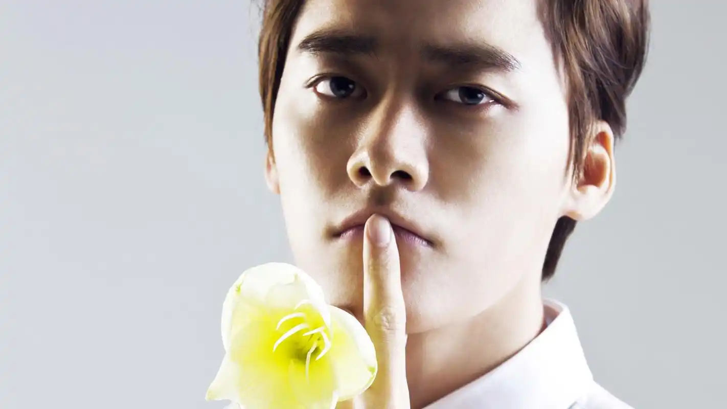 中国男演员歌手李易峰电脑壁纸下载