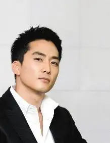 宋承宪帅气偶像发型造型 诠释韩流潮范儿男士发型(4)