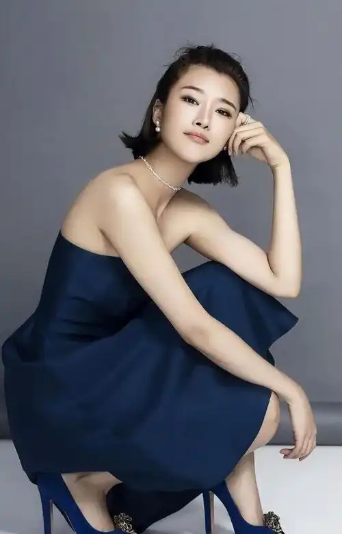 演员奚望:在继父刘之冰的支持下任性离婚,带着女儿的她,怎样了|茹萍|