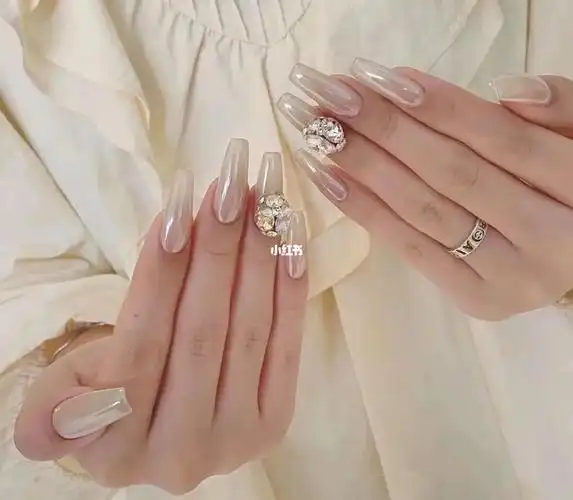 长款甲片延长裸透美甲