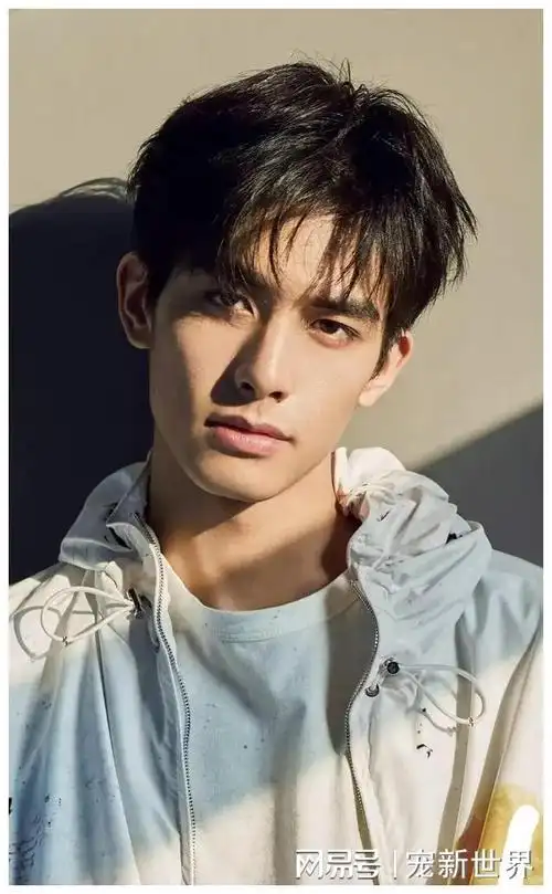 中国12大美男杨洋第9刘学义第4肖战第3冠军实至名归