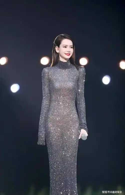 戚薇真实身材曝光,网友惊叹:完美曲线,无敌魅力!