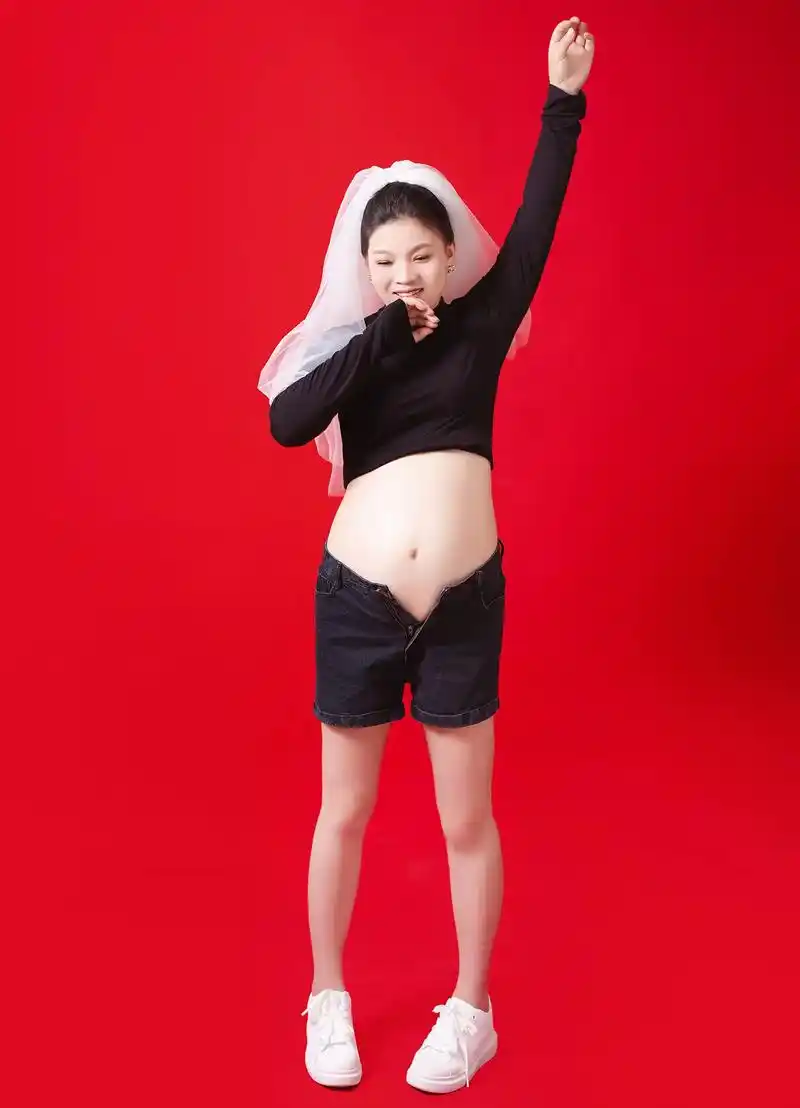 孕妇照的意义不在于几张写真照,而是送给十月怀胎的自己一份难忘 - 抖