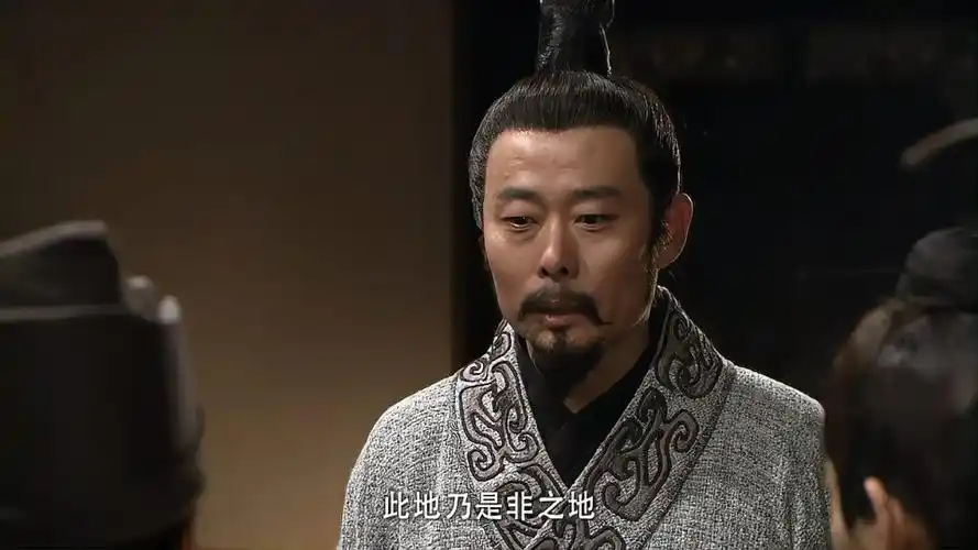 大秦帝国田文真抠门打算离开秦国竟把送出去的礼物偷回来