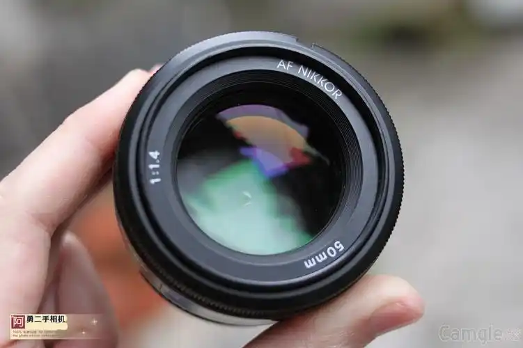 12日 尼康501.4 (无d版) 价950