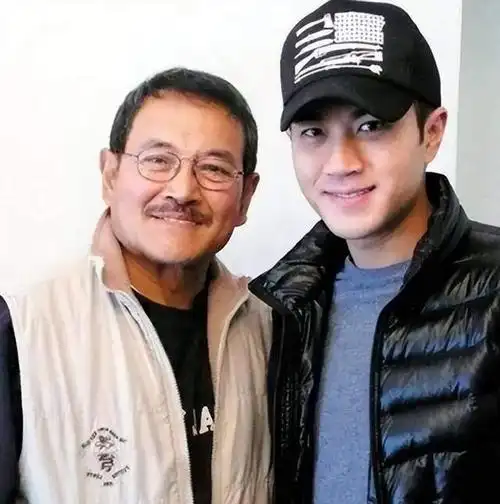 刘丹曝小糯米近况刘恺威春节会带娃旅行孙女开始对衣着有要求