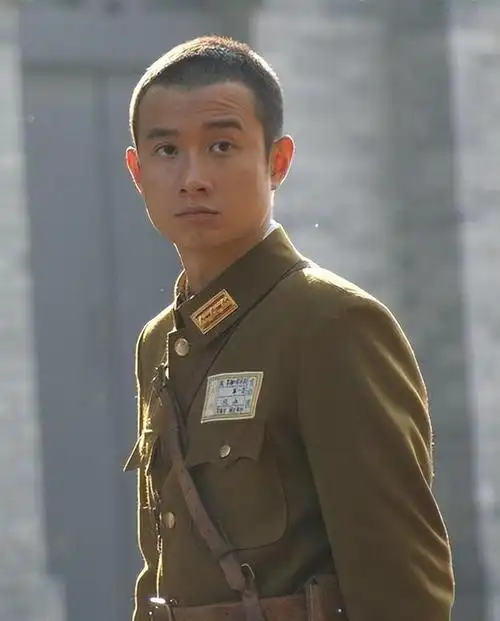 在2010年度,《雪豹》作为一部抗日电影,在全国范围内广获赞誉,并在