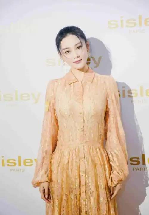 "靠嫁人翻身"的张馨予:她老公何捷,确实很牛!