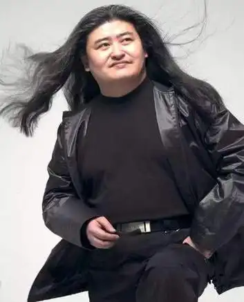 刘欢乐队现场(音乐教父刘欢安装人工骨头)(5)