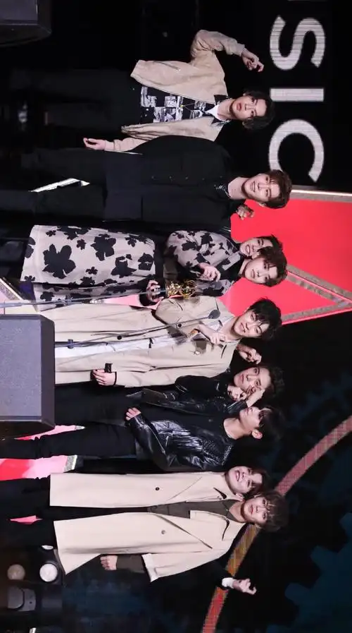 ninepercent 团体合照 - 堆糖,美图壁纸兴趣社区