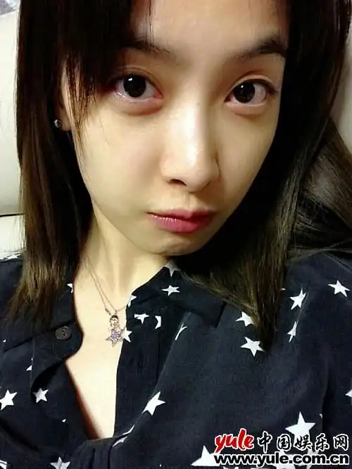 f(x)宋茜超近距离素颜自拍 无瑕疵透明肌肤引嫉妒 - 韩国娱乐新闻