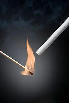 点烟图片-点烟图片大全-点烟高清图片下载