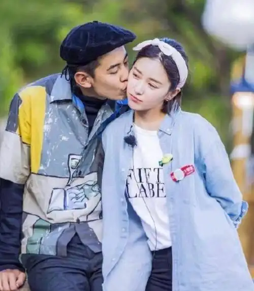 回顾阚清子:与纪凌尘3年恋爱分手,两人之间发生了什么样的故事?