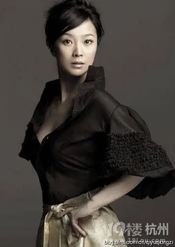 原标题:张嘉译陈道明20位大哥娇妻曝光谁最美 罗嘉良vs苏岩 罗嘉良