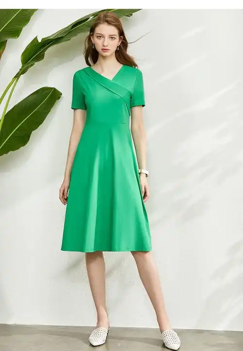 预售amii2020年夏季新款法式赫本气质显瘦连衣裙天猫优惠券折后￥749