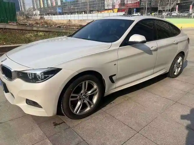 宝马 宝马3系gt  2020款 320i m运动套装图片