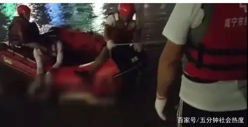 二名花季少女学生溺水身亡最后一名已被打捞上岸已无生命体征