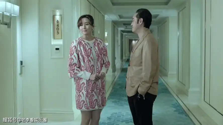 很多人不知道是,白百何与毛俊杰,童谣,唐嫣等知名女星都是同学.